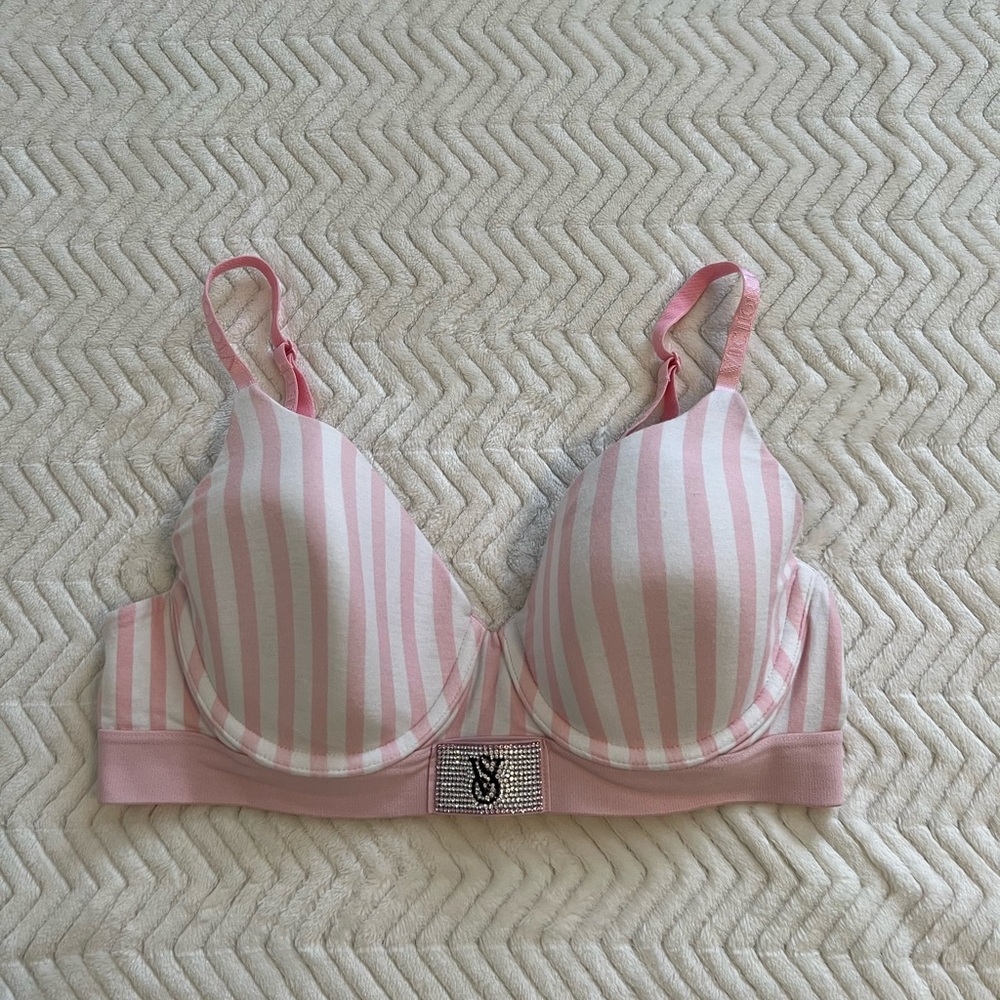 Victoria's Secret Bra With Shine Patch
